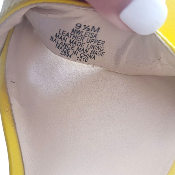 Nine West Leisa Yellow Open-Toe Sandal W/ Kitten Heel, 9.5, Pre-Owned - Picture 15 of 16